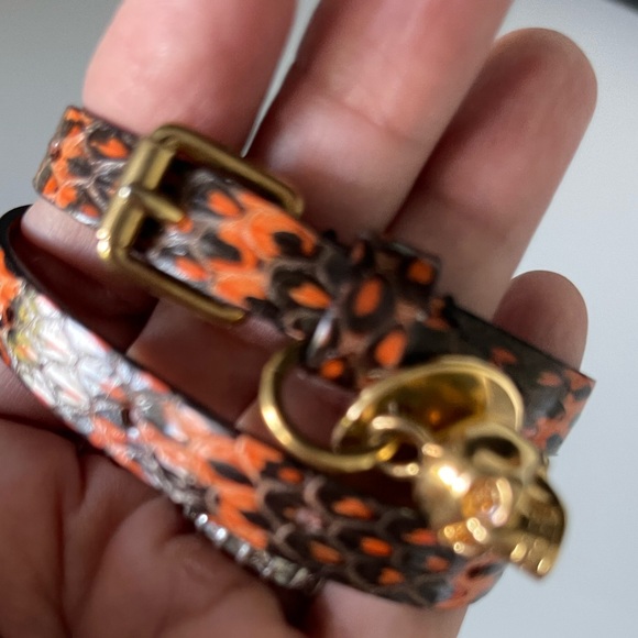 MOVING SALE: ALEXANDER MCQUEEN SKULL LEATHER DOUBLE WRAP BRACELET💀🧡 - Picture 6 of 16